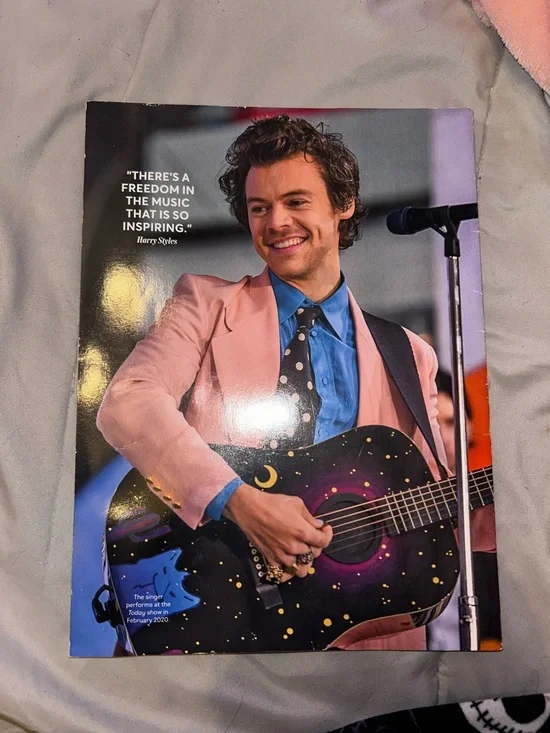 Harry Styles Magazine - The Ultimate Guide - Picture 2 of 3